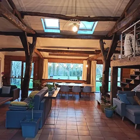 Villa Batisse Du 19eme De 290m2 Avec Piscine Couverte Saint-Médard-en-Jalles